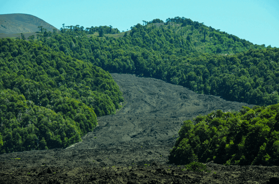 Camino de lava: volcán Llaima