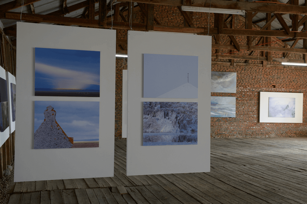 «Patagonia Minimalista» en Puerto Natales: La Gran Exposición del fotógrafo Pablo Valenzuela y la artista Ewa Okolowicz