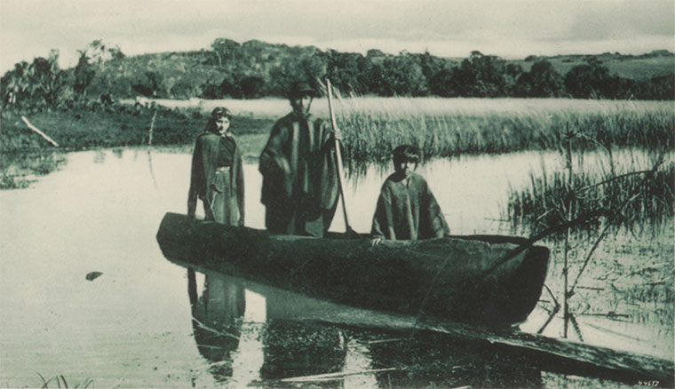 Navegantes del sur: la cultura ribereña de los mapuches
