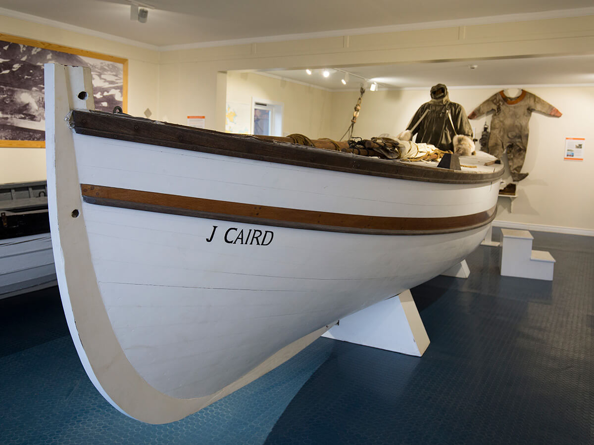 Réplica del James Caird en el Museo de la Estación Ballenera de Grytviken, South Georgia.