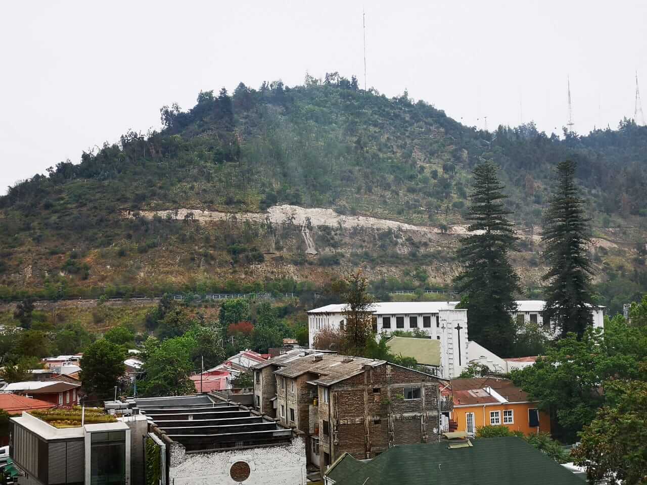 ¿Qué pasa con la ladera sur del cerro San Cristóbal?