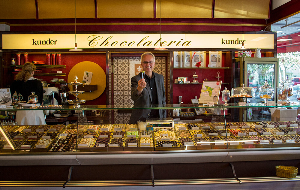 Jürgen Brand, en la chocolatería Kunder ©Romina Bevilacqua
