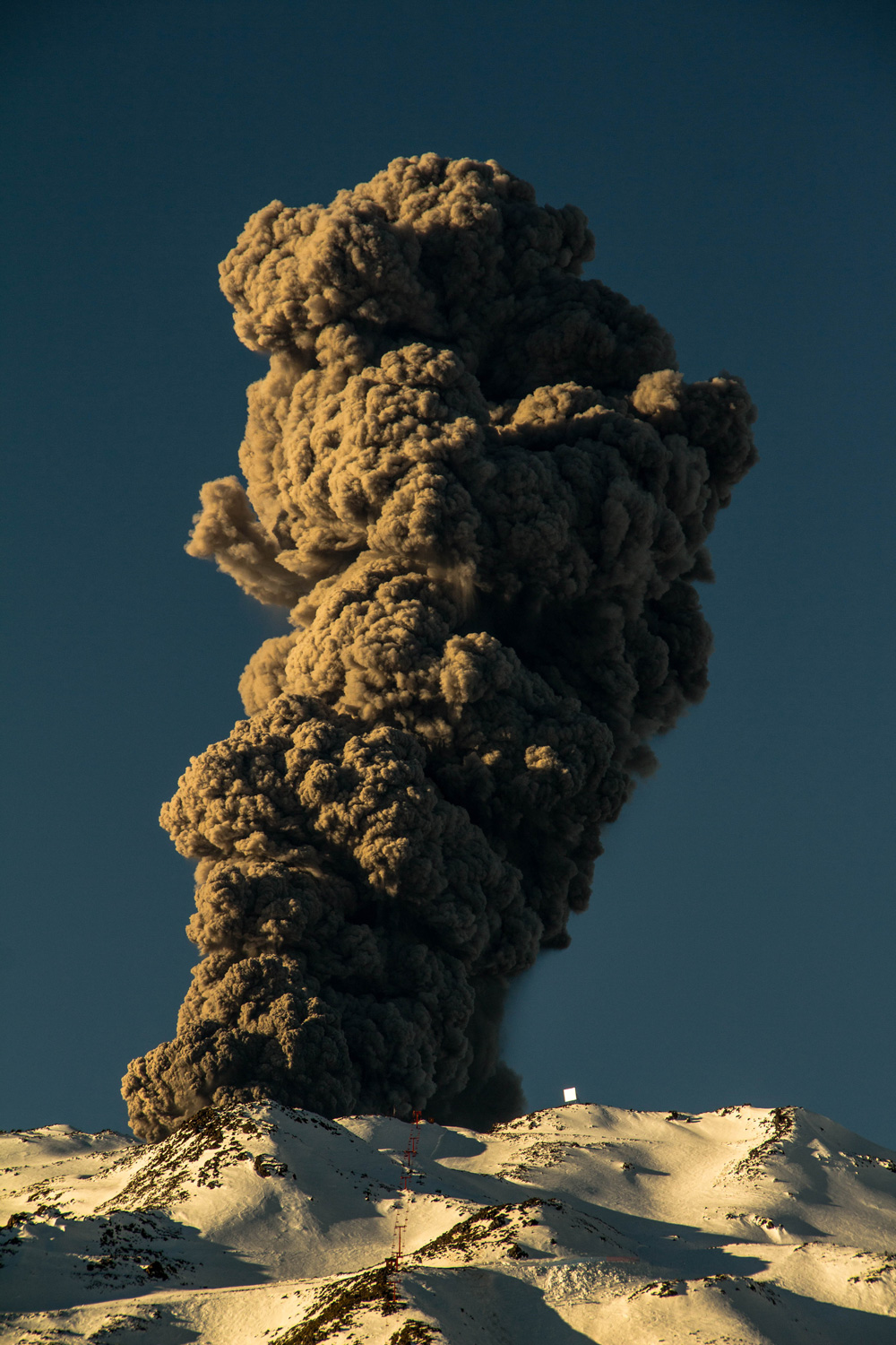 Actividad eruptiva volcán Chillán ©Paulo Urrutia