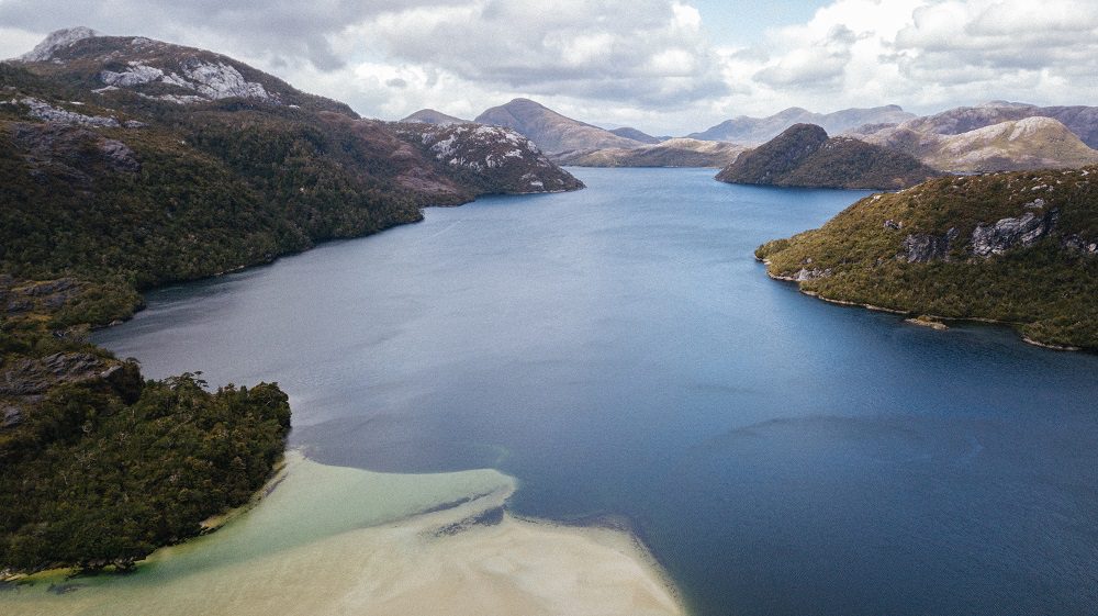 Isla Madre de Dios: científicos realizan levantamiento de información en este lugar único de la Patagonia chilena