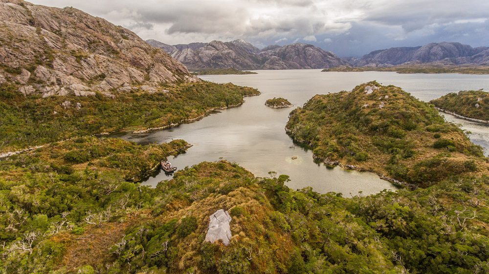 Parque y Reserva Nacional Kawésqar: el desafío de planificar y conservar dos de las áreas protegidas más grandes de Chile