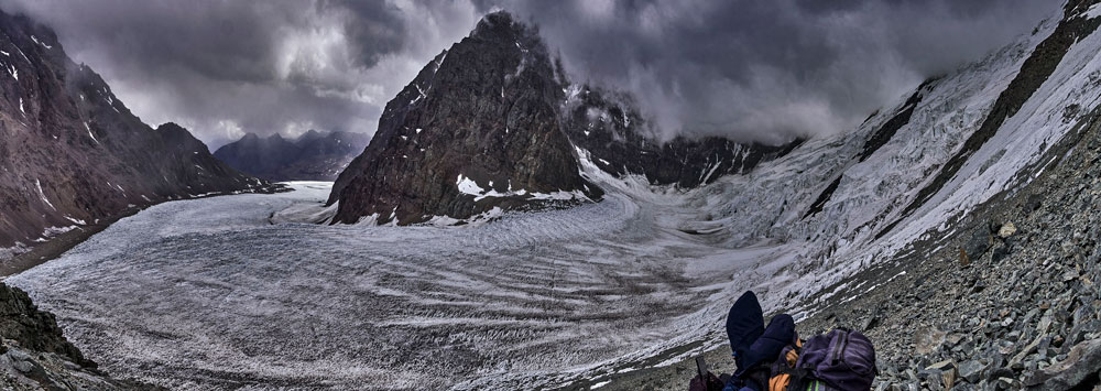 Glaciar Juncal Sur en su nacimiento. Damir Mandakovic / @damandakovic