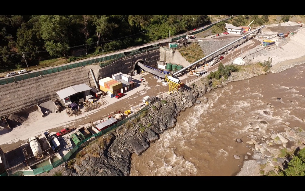 Túnel Las Lajas del proyecto Hidroeléctrico Alto Maipo. © Coordinadora No Alto Maipo