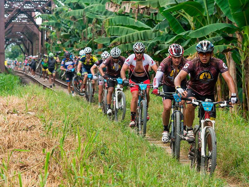 cada año, los mejores ciclistas del mundo de esta especialidad se reúnen en Costa Rica para ponerse a prueba en un recorrido de alto nivel. Crédito: © Revista Traveling