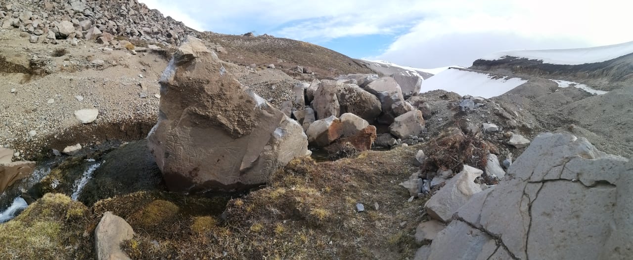 Denuncian remoción y daños irreparables de petroglifos en la Región del Maule