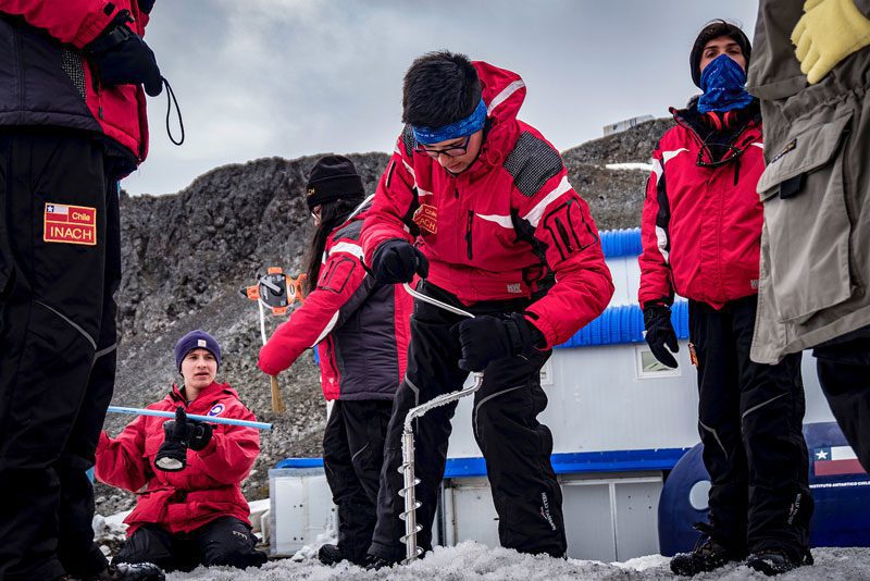 XVIII Feria Antártica Escolar: Se buscan jóvenes que quieran  viajar a conocer la Antártica