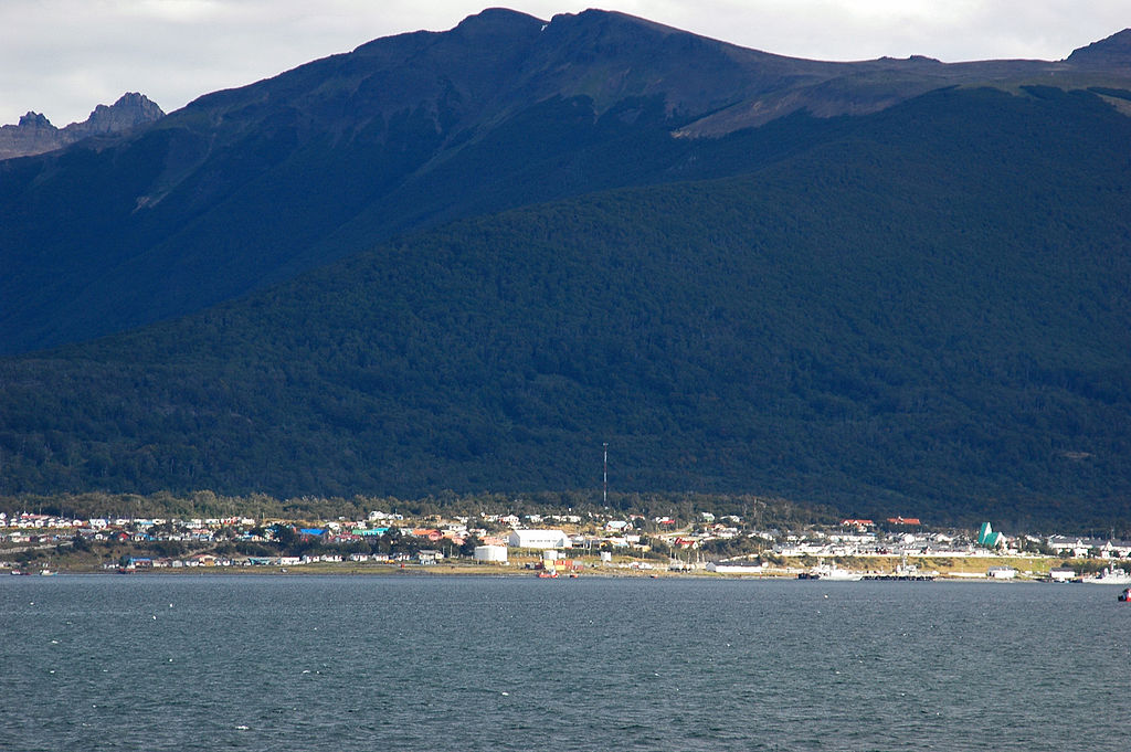 Puerto Williams adquirió el estatus de ciudad a partir de 2019, según el INE de Chile. Crédito: © Mirko Thiessen