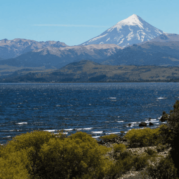 Argentina: 24 Lagos y un volcán, las maravillas del Parque Nacional Lanín