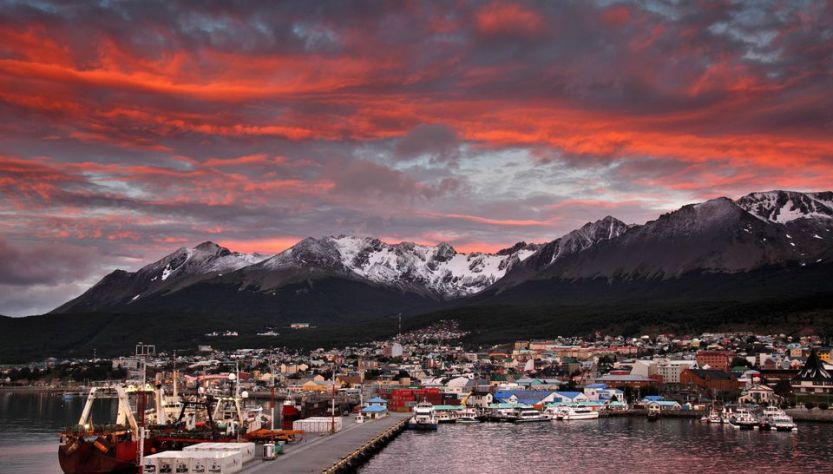 Ushuaia y Puerto Williams: Cómo llegar y qué hacer en las dos ciudades del fin del mundo