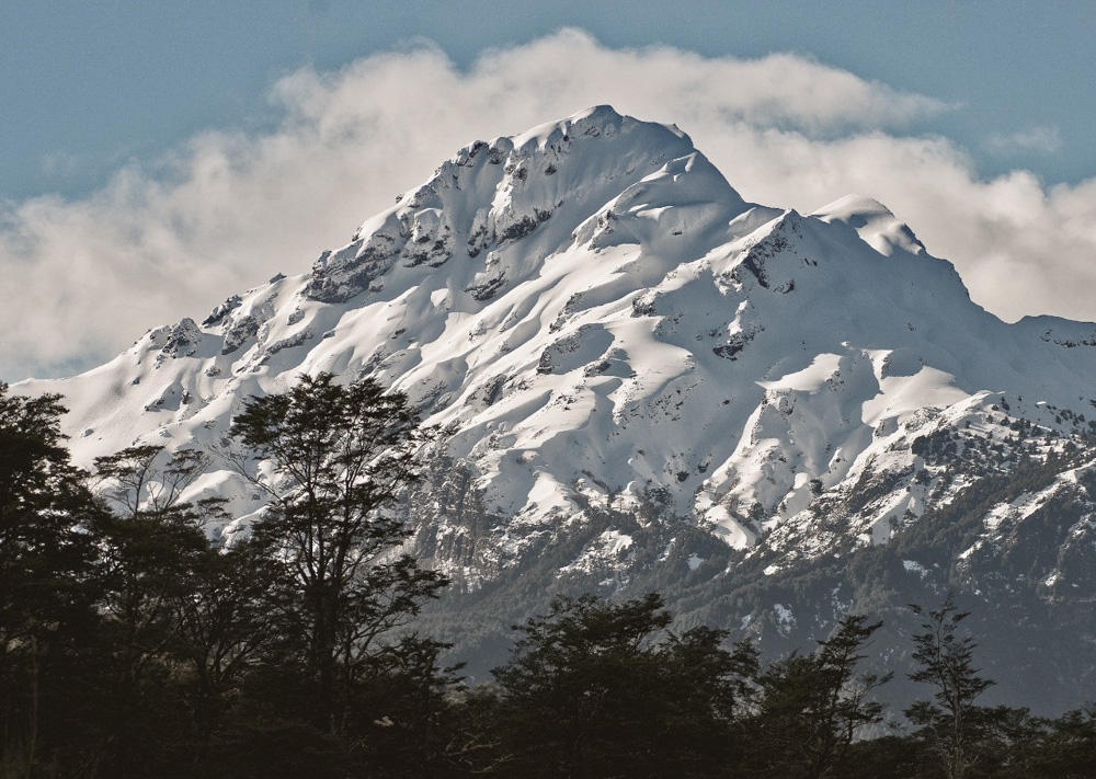 El cerro La Picada (1.715 m) está en el Parque Nacional Vicente Pérez Rosales ©Camilo Hornauer