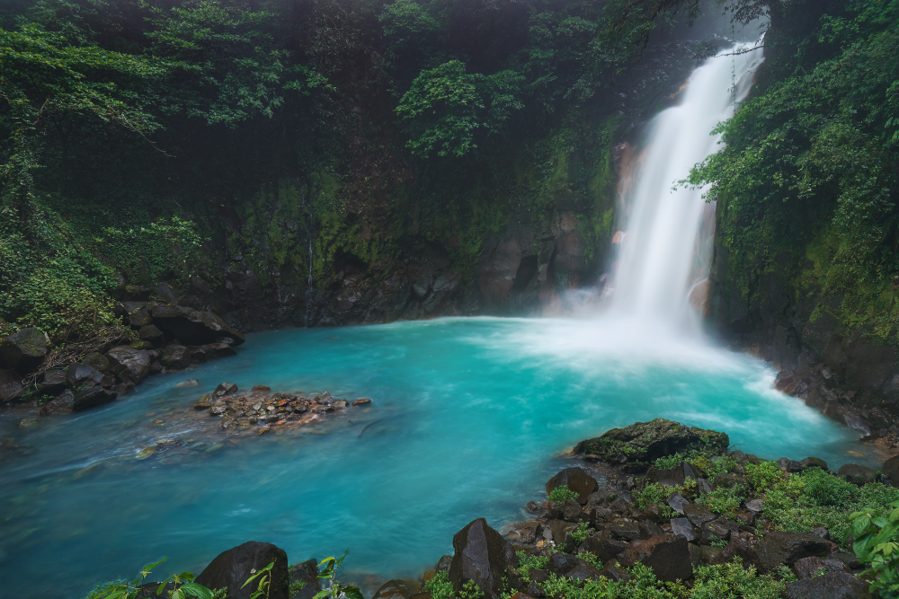 beautiful-celeste-colored-silky-waters-rio-celeste-waterfall-costa-rica