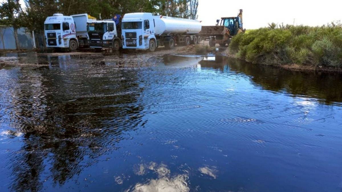 Argentina: Autoridades evalúan daño ambiental tras derrame de crudo en provincia de Río Negro