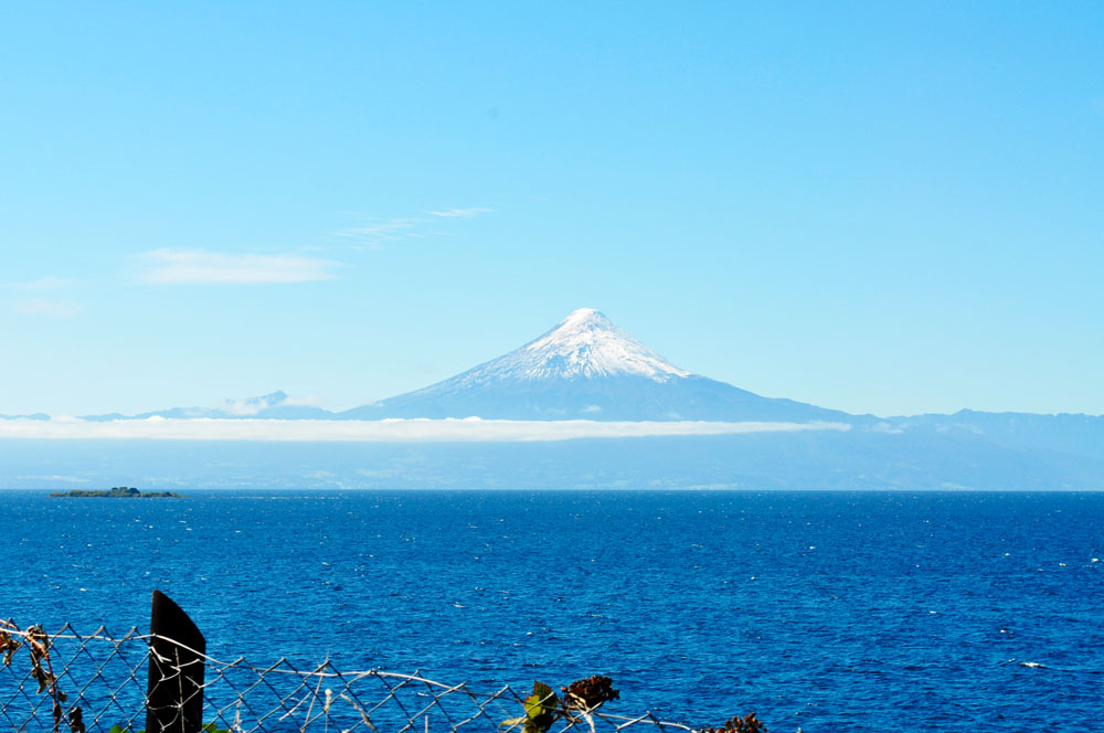 Vista del Volcán Osorno desde el Lago Llanquihue. Créditos: Tamara Núñez