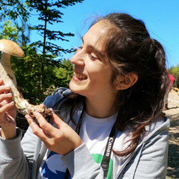 Daniela Torres, directora de programas de Fundación Fungi: “Los hongos ayudan a entender la naturaleza desde otro punto de vista”