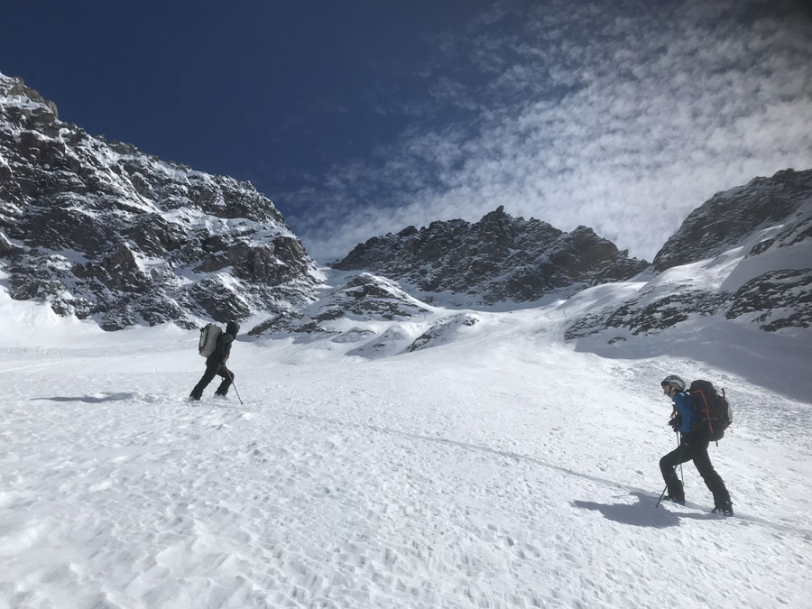 Ski de Montaña por los Andes Centrales (2019) Créditos: ©Diego Vergara