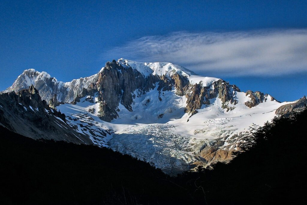 Glaciar y Monte San Lorenzo, Región de Aysén. Foto: Camilo Hornauer