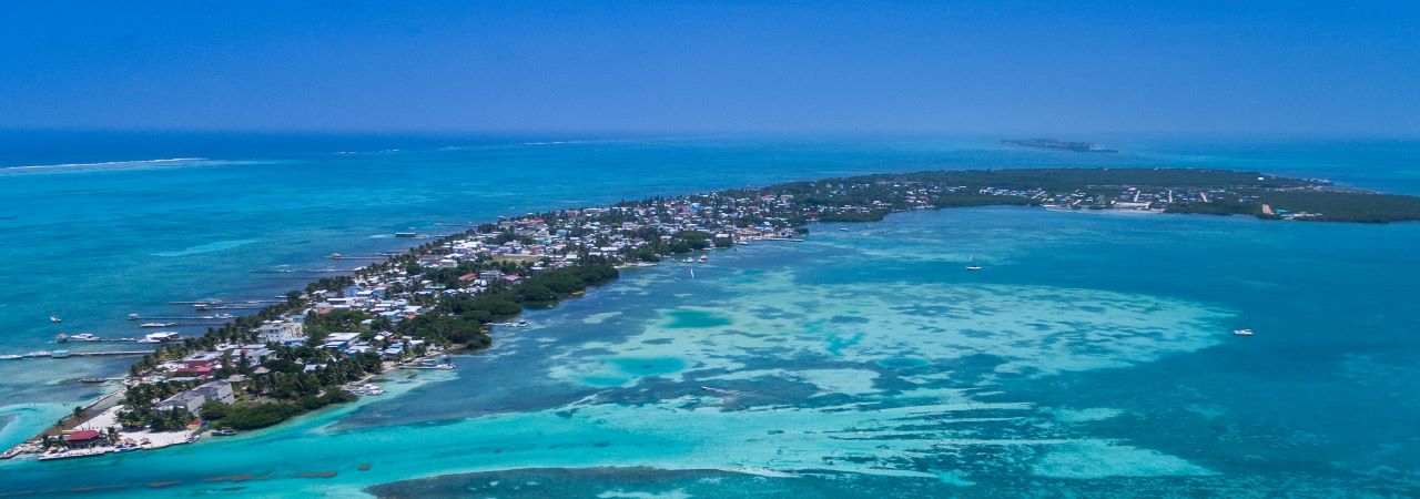Belice: el desafío de proteger un atolón y gestionar la pesca tradicional