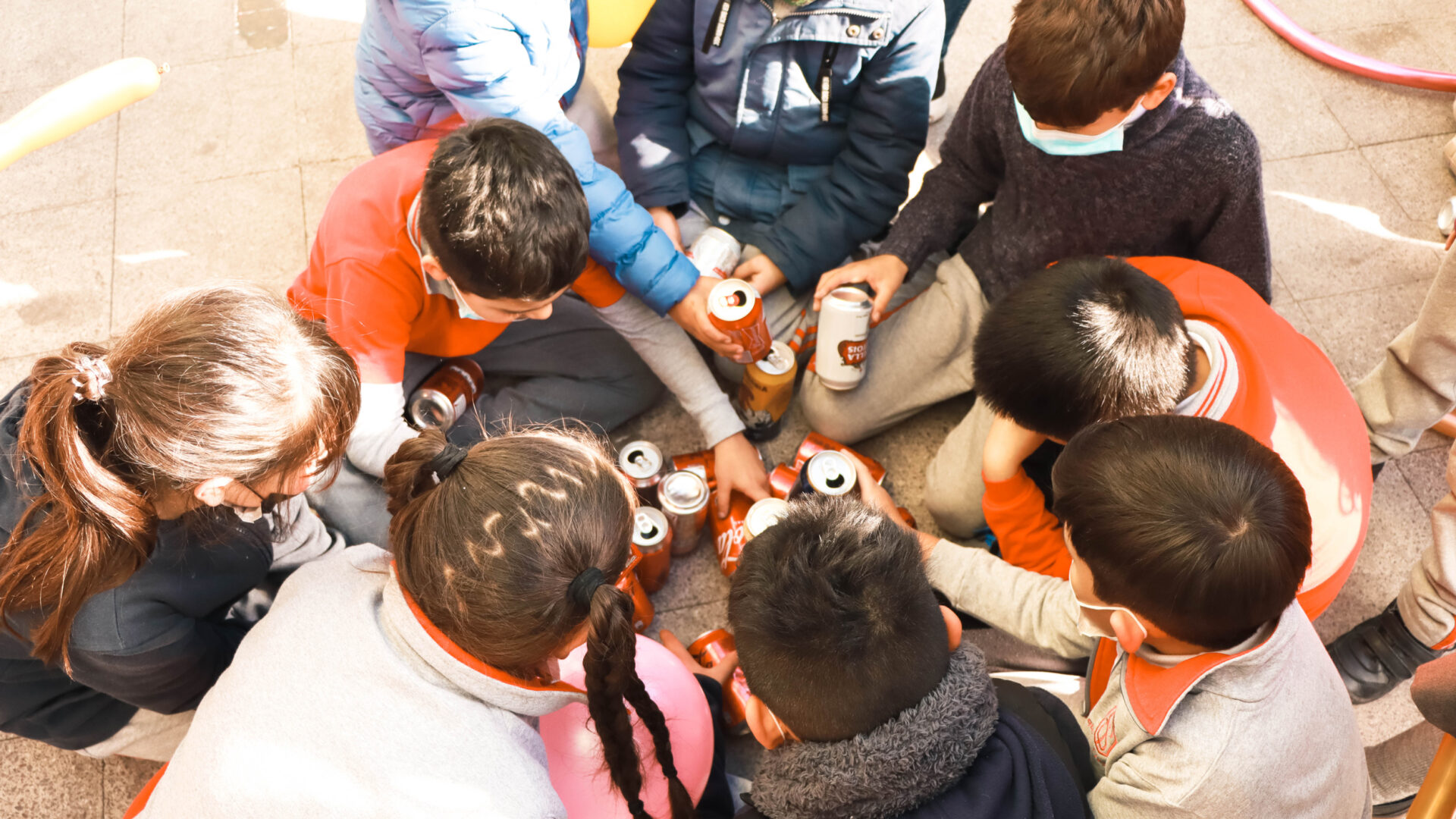 Conoce el Banco Social de Latas: reciclaje, educación y donaciones a causas sociales