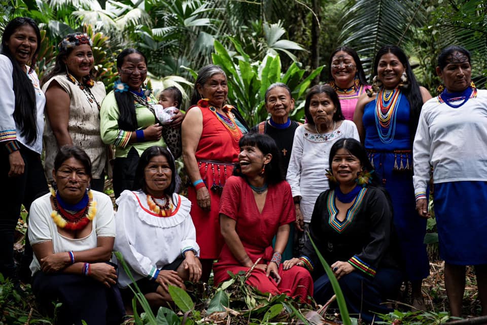 Mujeres Amazónicas Defensoras de la Selva. Foto: Alice Aedy.