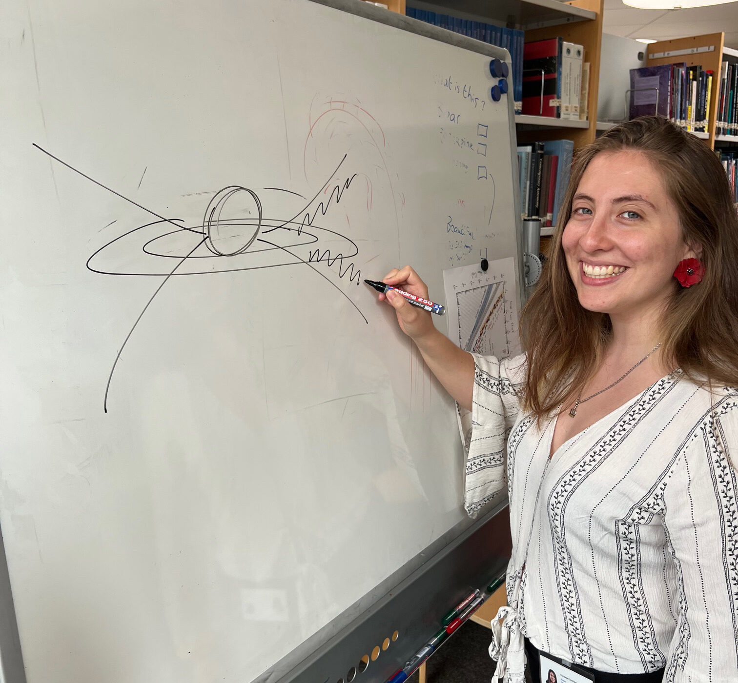 El universo de Teresa Paneque, la joven astrónoma que divulga la ciencia a través de redes sociales