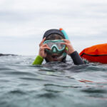 mujer-nadando-cardumen-de-mujeres2-foto-por-Ana-Elisa-Sotelo