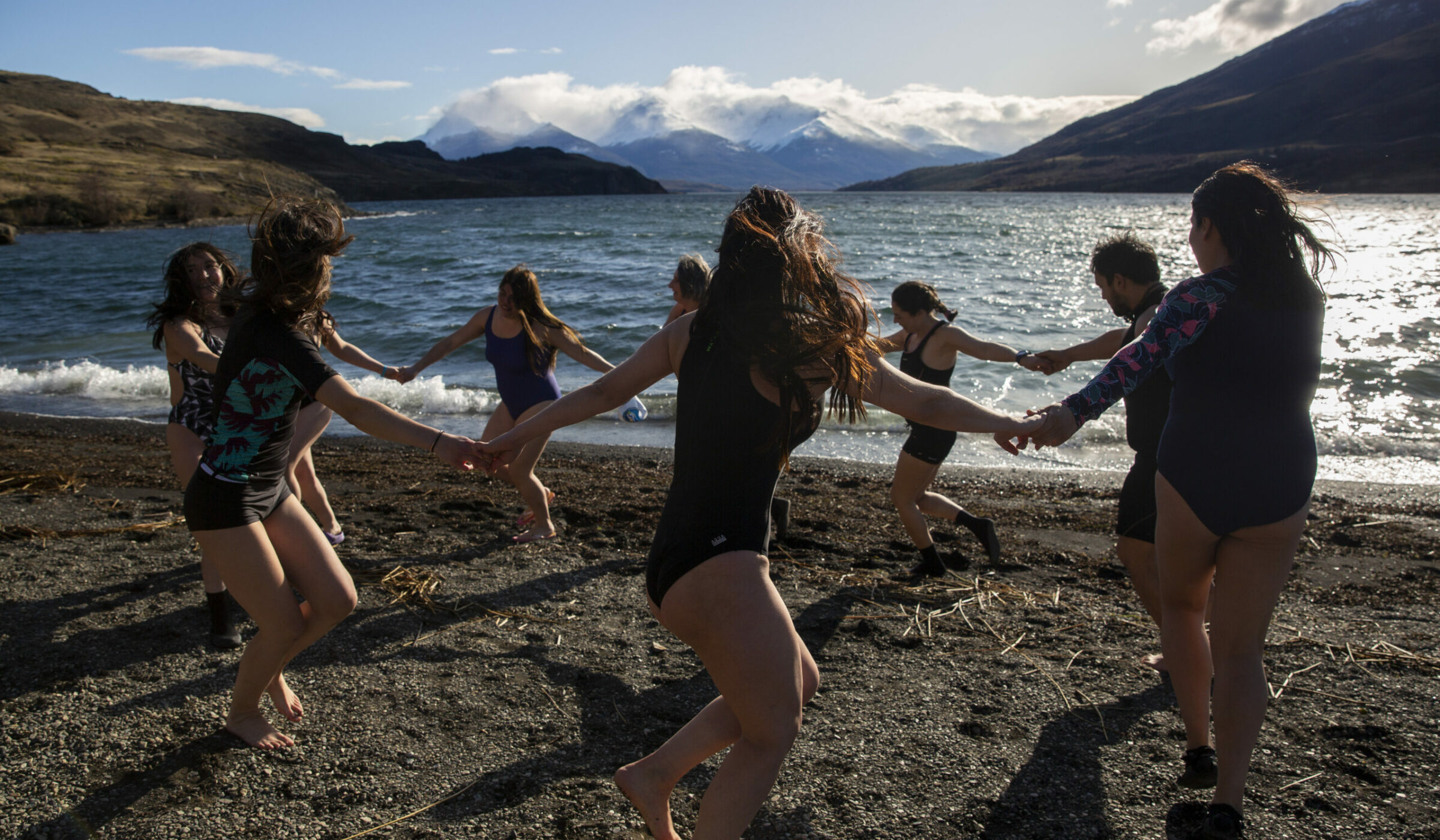 Cardumen de Mujeres: nadar en aguas abiertas, sentir y ser parte de la naturaleza