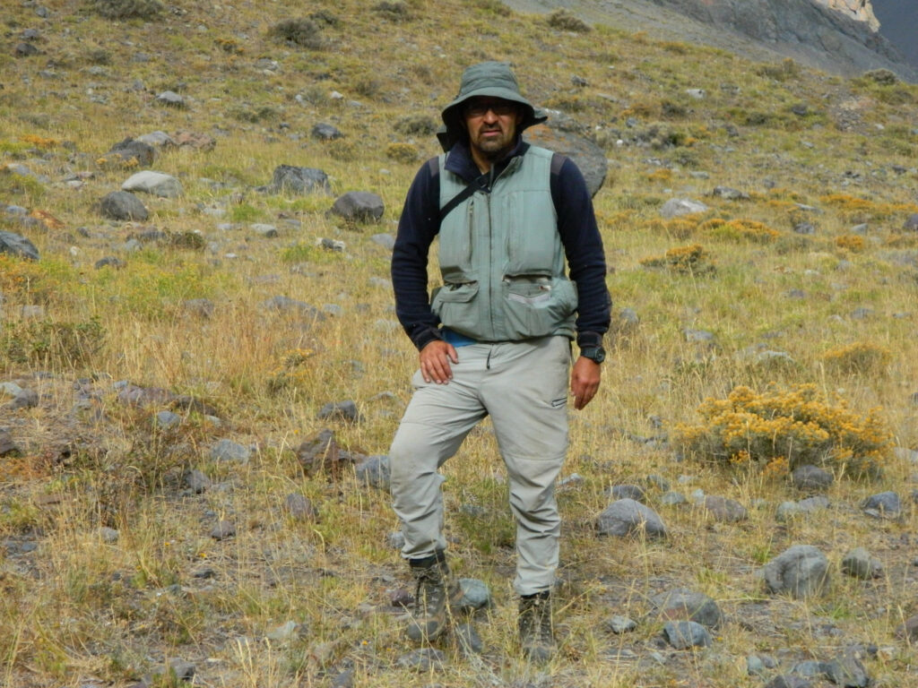 Jaime Pizarro-Araya en una expedición del SNASPE. Foto cedida por él.