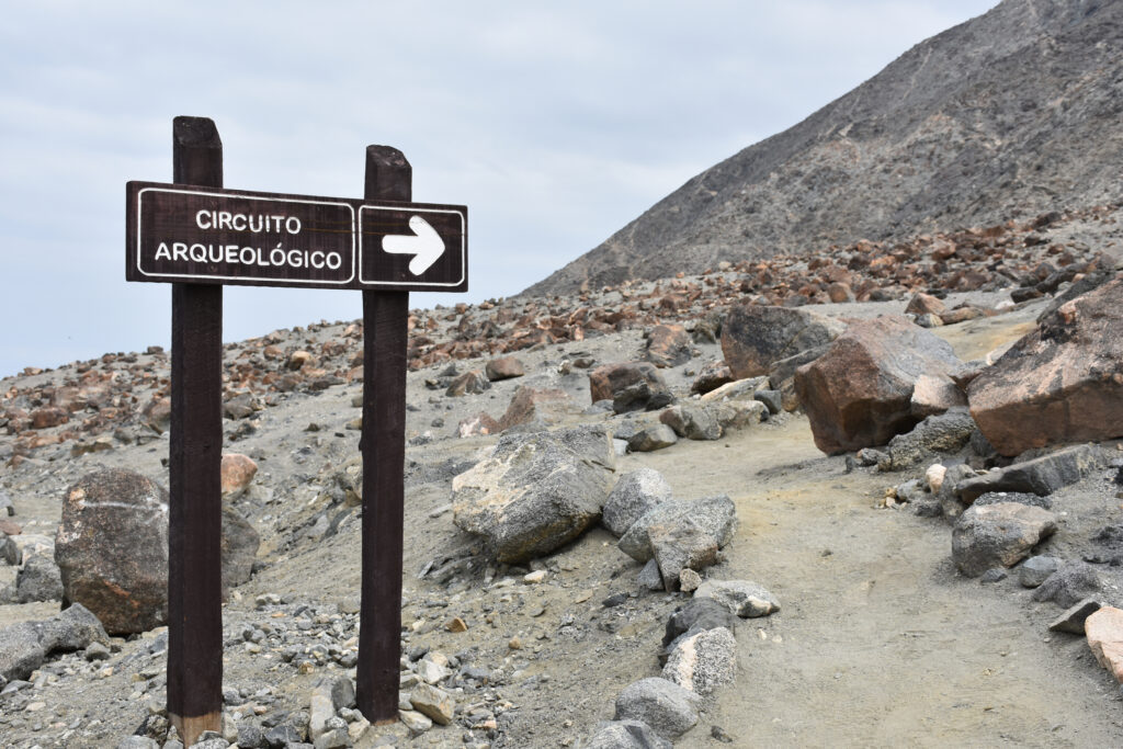 Sendero al sitio arqueológico Parque Nacional Morro Moreno. Créditos: ©Conaf Antofagasta