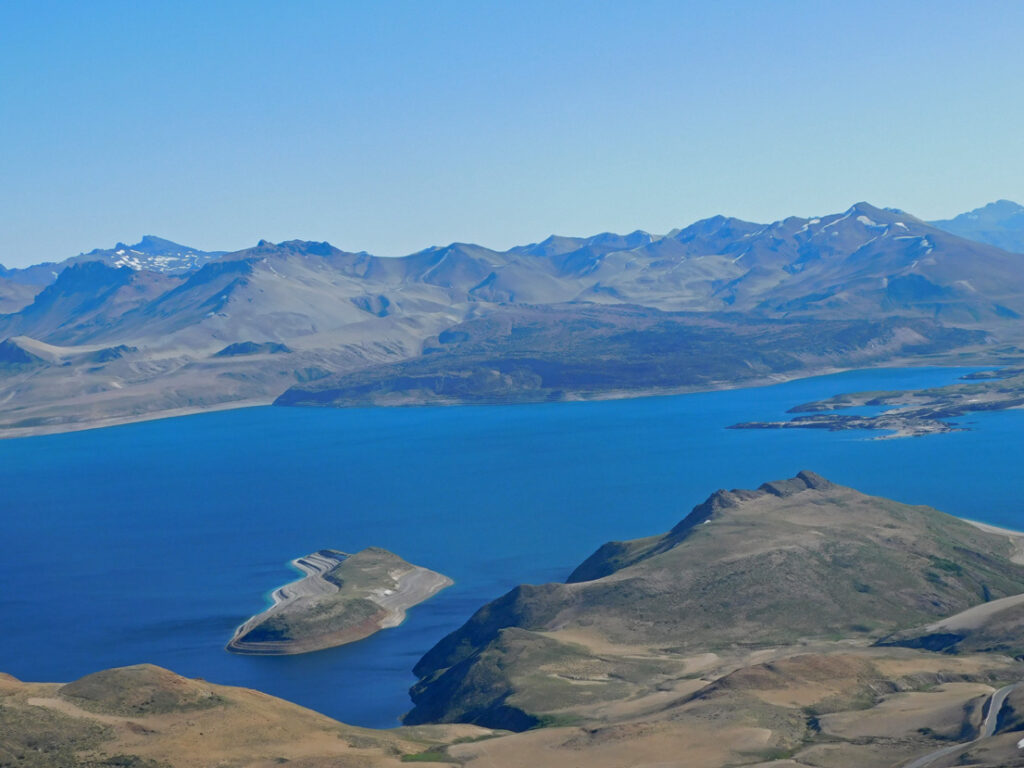 Laguna del Maule. Créditos Álvaro Vivanco / Andeshandbook.