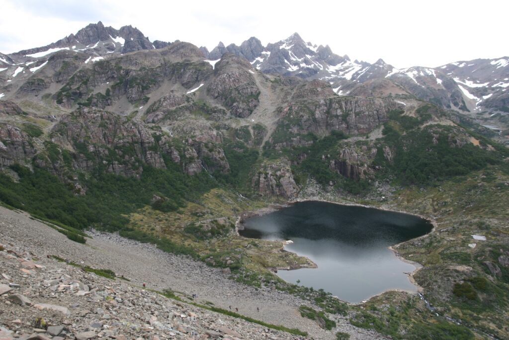 Laguna El Salto, Dientes de Navarino. Créditos a Rodrigo Díaz.