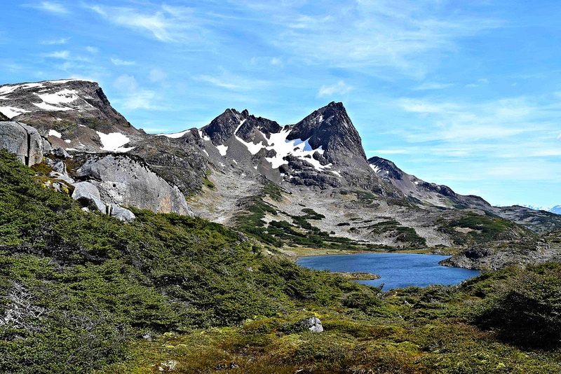 Laguna hermosa en Dientes de Navarino. Créditos a Constanza Parraguez.