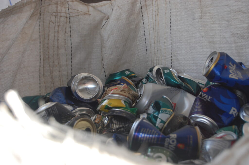 Reciclaje de latas en Todos Reciclamos 