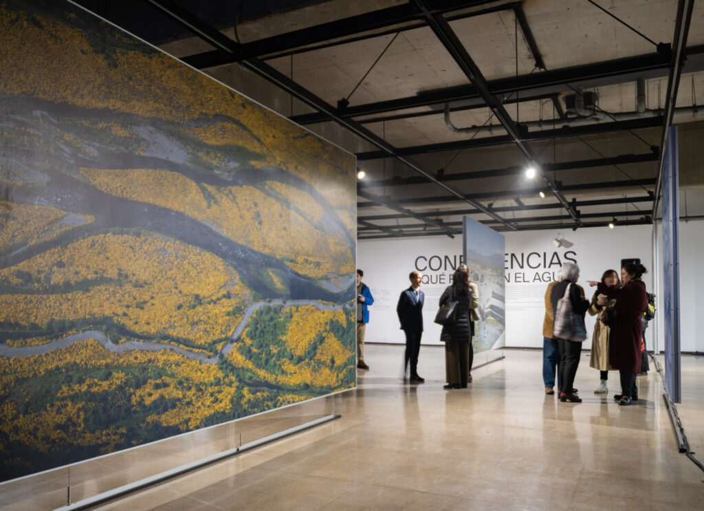 Confluencia Qué Pasa Con El Agua La Exposición Fotográfica Que