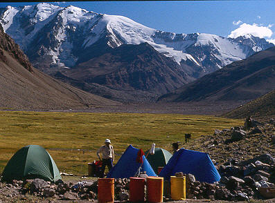 Campamento base. Foto: Nelson Garcés/Andeshandbook