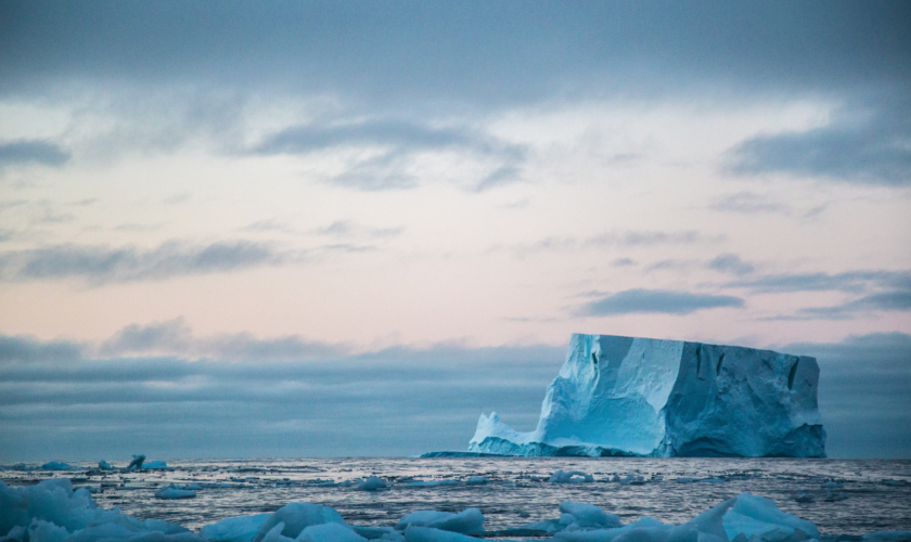 El glaciólogo Gino Casassa asumió como nuevo director del Instituto Antártico Chileno