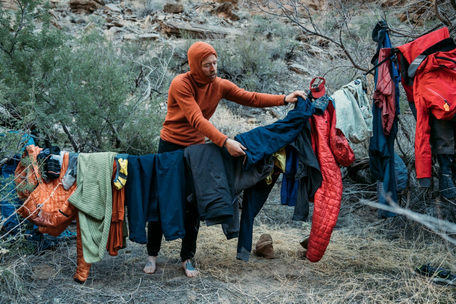 Patagonia vuelve con su colección de ropa de segunda mano: chilenos son los mayores consumidores de la industria textil en América Latina