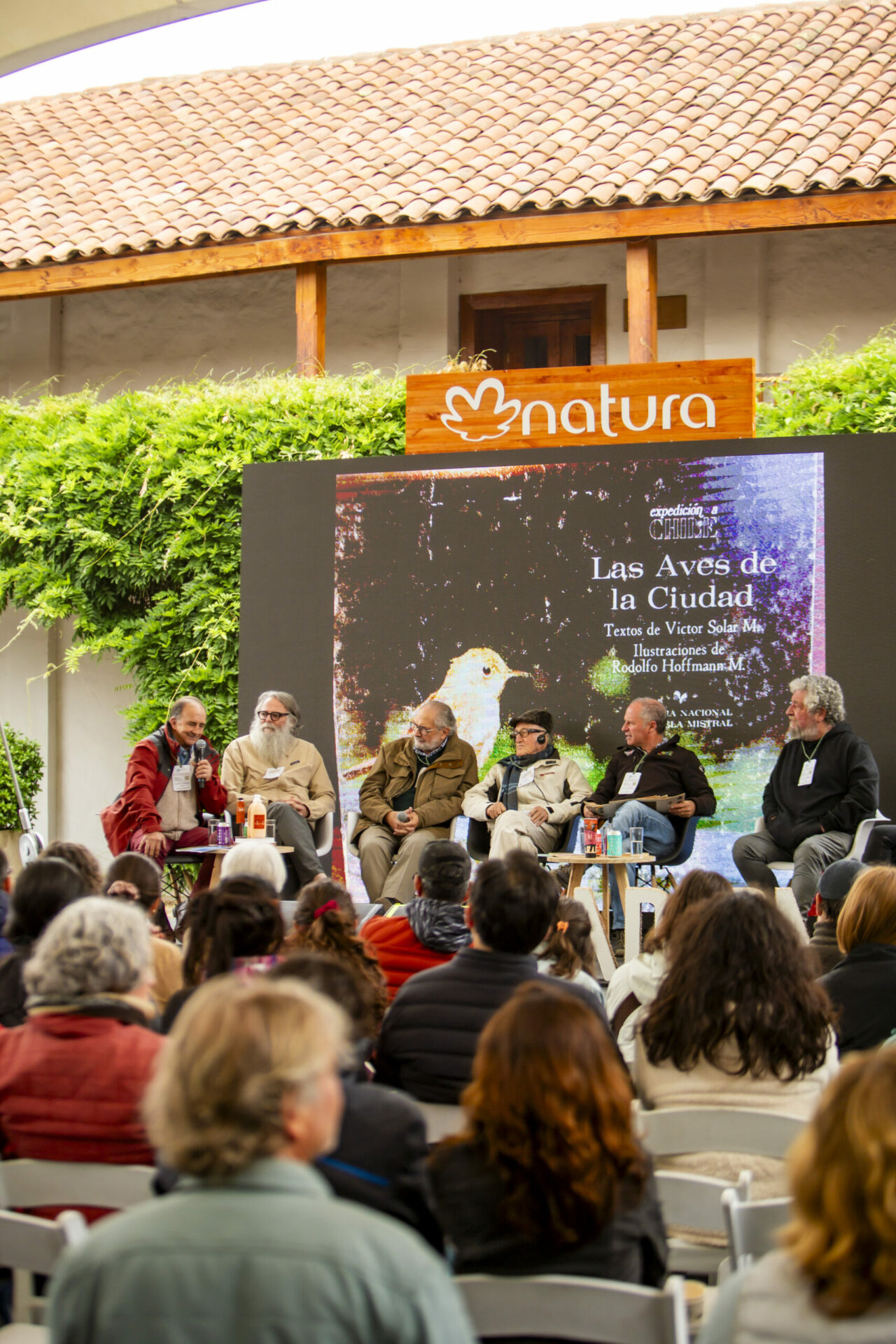 Reunión inédita con el equipo fundador de la revista Expedición a Chile a 48 años de su lanzamiento