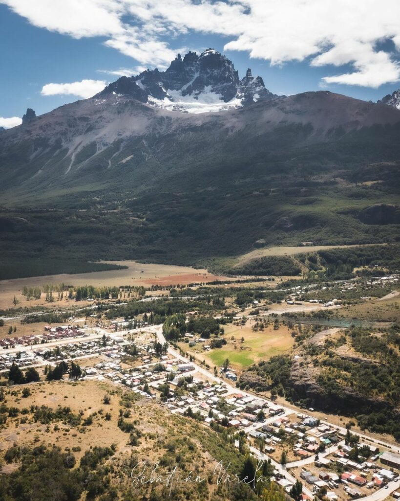 Villa Cerro Castillo, Región de Aysén. Créditos: ©Sebastian Varela @sebavarelam