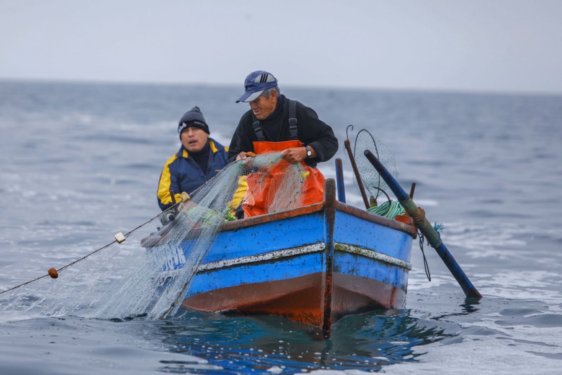 Pescadores artesanales: Luego de 40 años tendrían salud, jubilación y seguro de accidentes