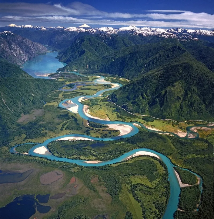 Senadores presentan moción para crear una ley de ríos protegidos para Chile