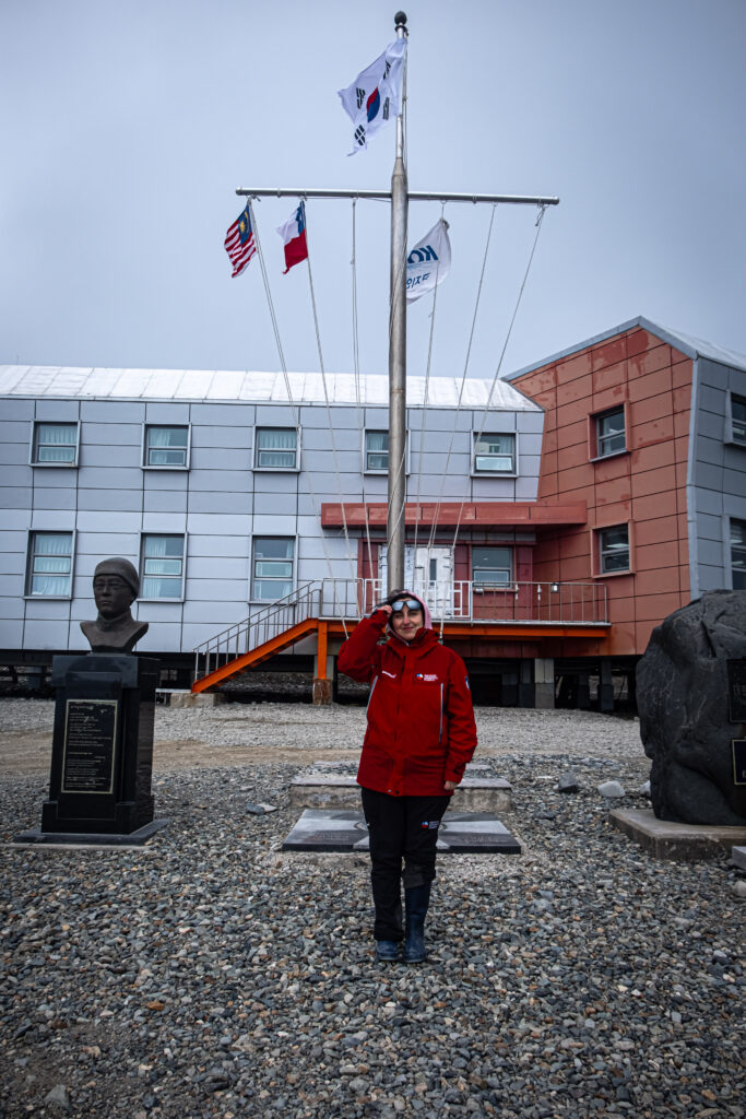 Ser jefa en la Antártica: testimonios de mujeres en bases científicas