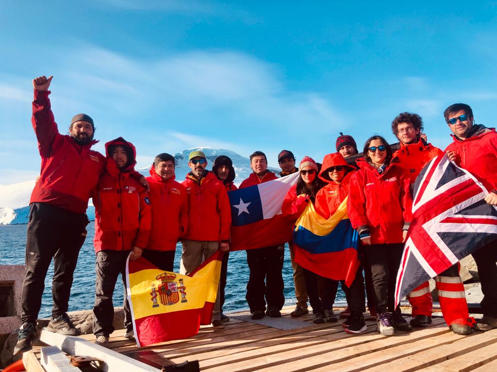 Ser jefa en la Antártica: testimonios de mujeres en bases científicas