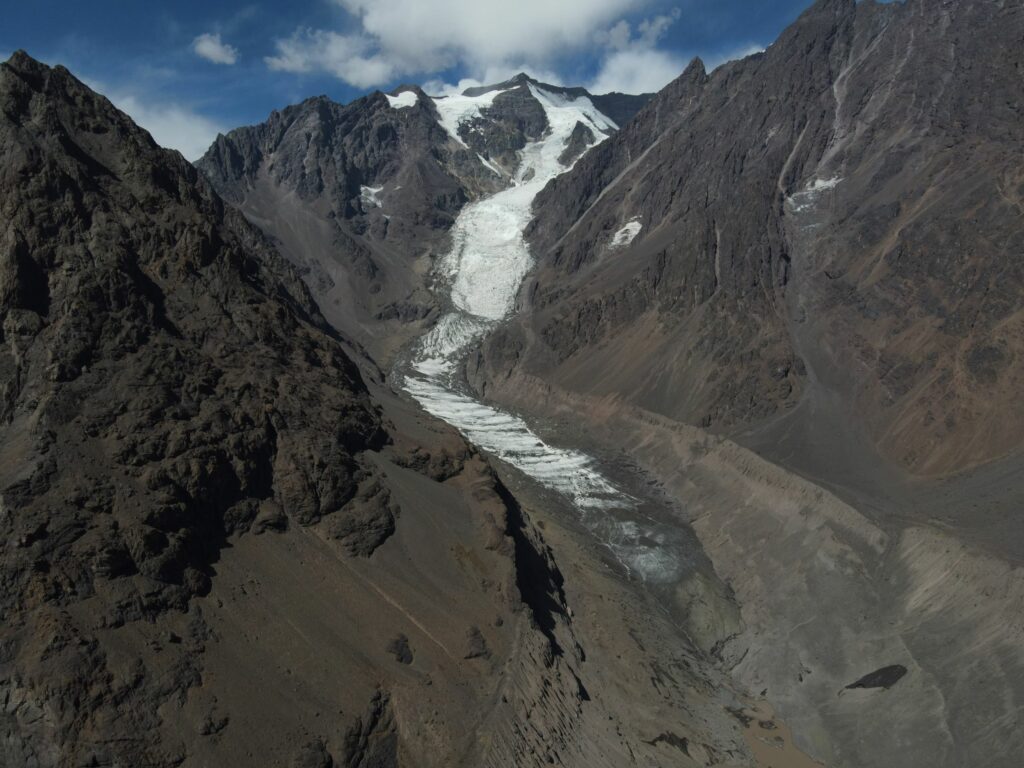 Glaciar Juncal Norte. Crédito:  Álvaro Zerené.     