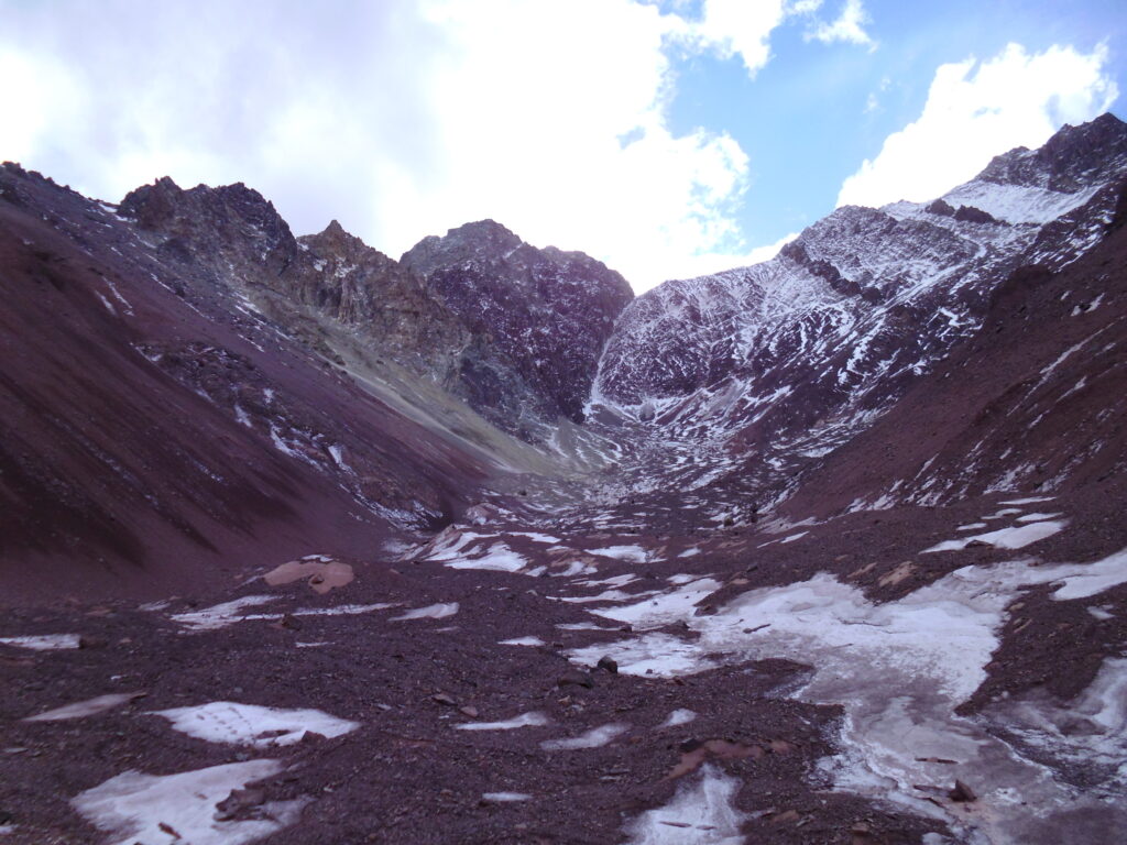 Vista general del glaciar Aparejo del 6 de junio de 2015. Créditos: Felipe Ugalde.