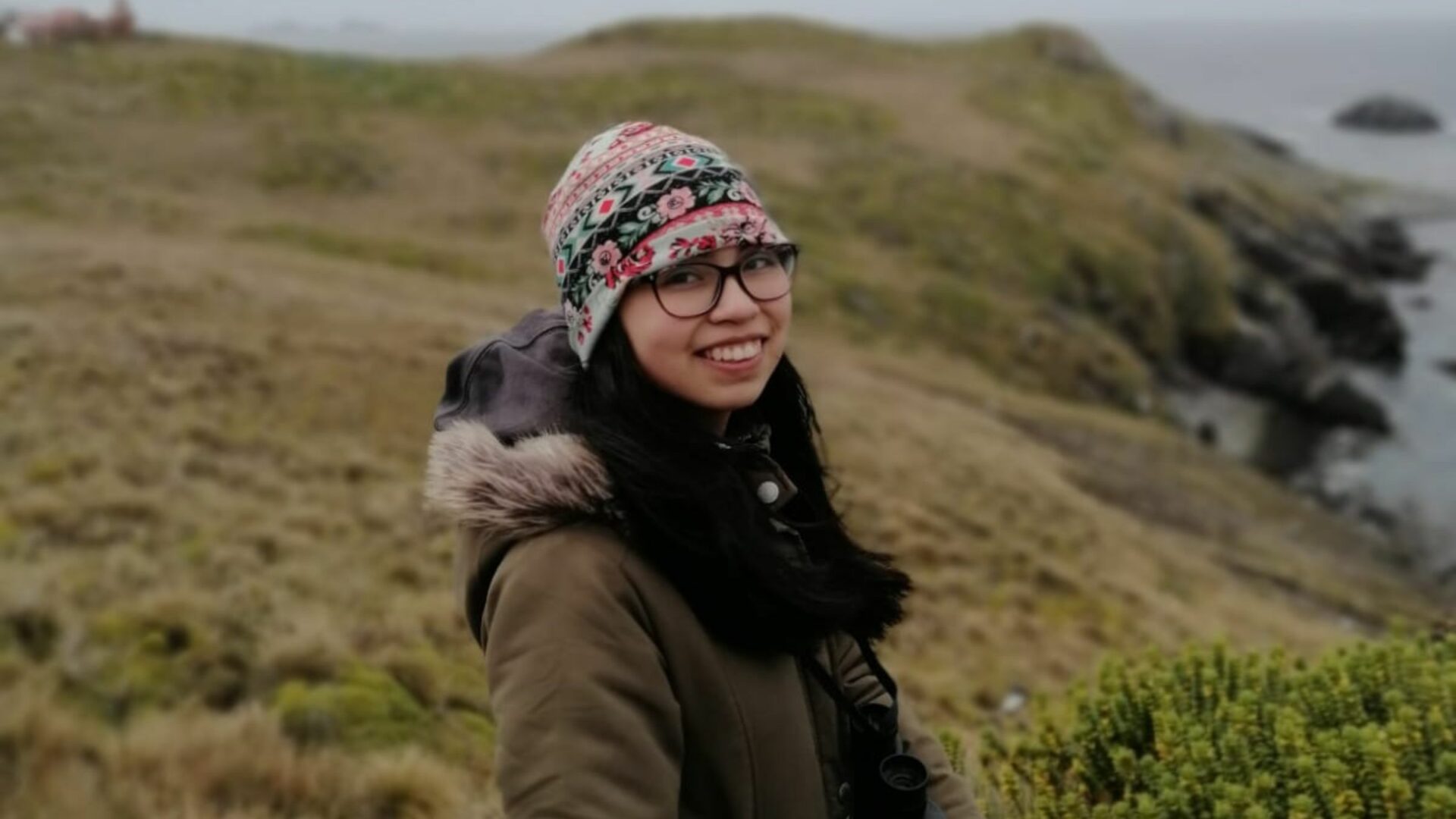 Sofía Luarte: la científica de 14 años que ayudó a develar misterios de la enigmática becacina grande en la isla Hornos