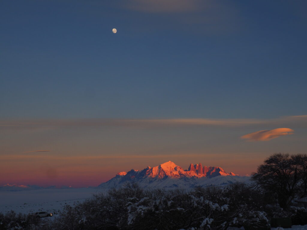 Macizo Paine desde Cerro Guido. Créditos: ©Felipe Howard